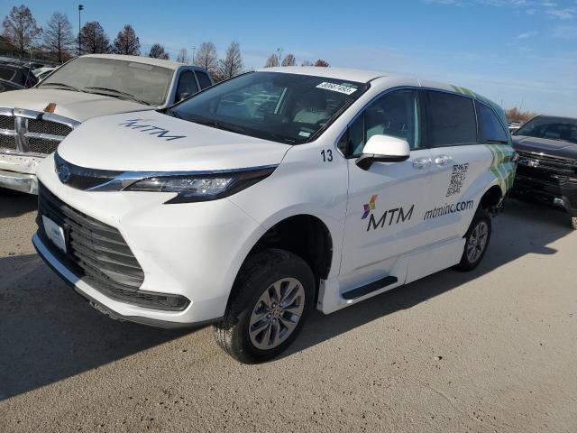 2022 TOYOTA SIENNA LE 2022 image
