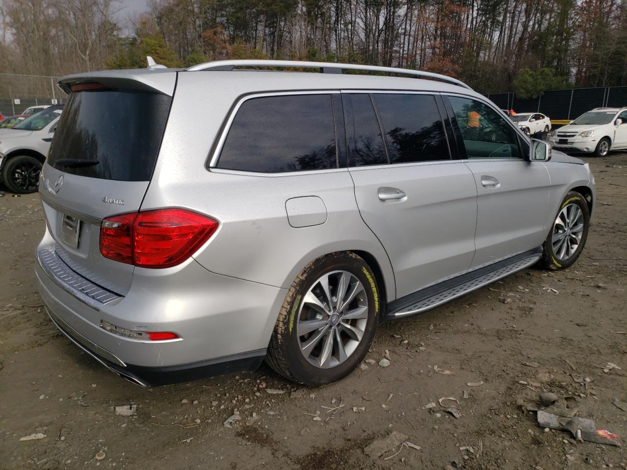 Image 3 of 2015 MERCEDES-BENZ GL 450 4MATIC 2015 with VIN 4JGDF6EEXFA453175