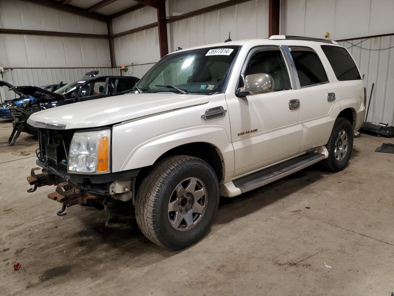 Image 1 of 2003 CADILLAC ESCALADE LUXURY 2003 with VIN 1GYEK63N03R253856