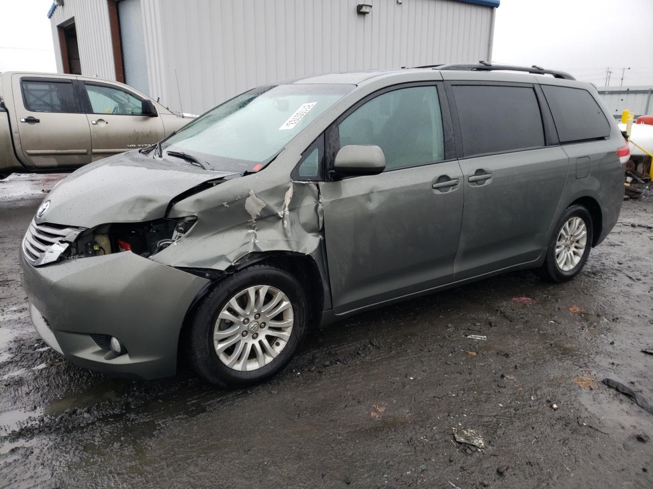 Изображение 1 2011 TOYOTA SIENNA XLE 2011 с VIN 5TDYK3DC0BS108475