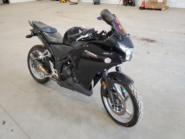 Изображение 1 2012 HONDA CBR250 R 2012 с VIN MLHMC4105C5203050