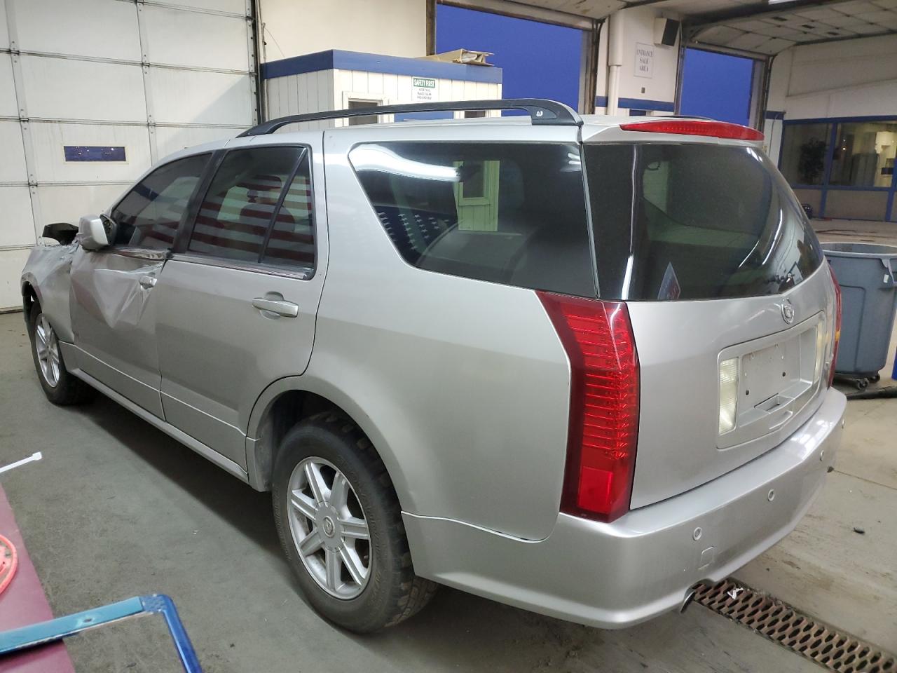 Obraz 2 z 2004 CADILLAC SRX  2004 z VIN 1GYEE637440167173