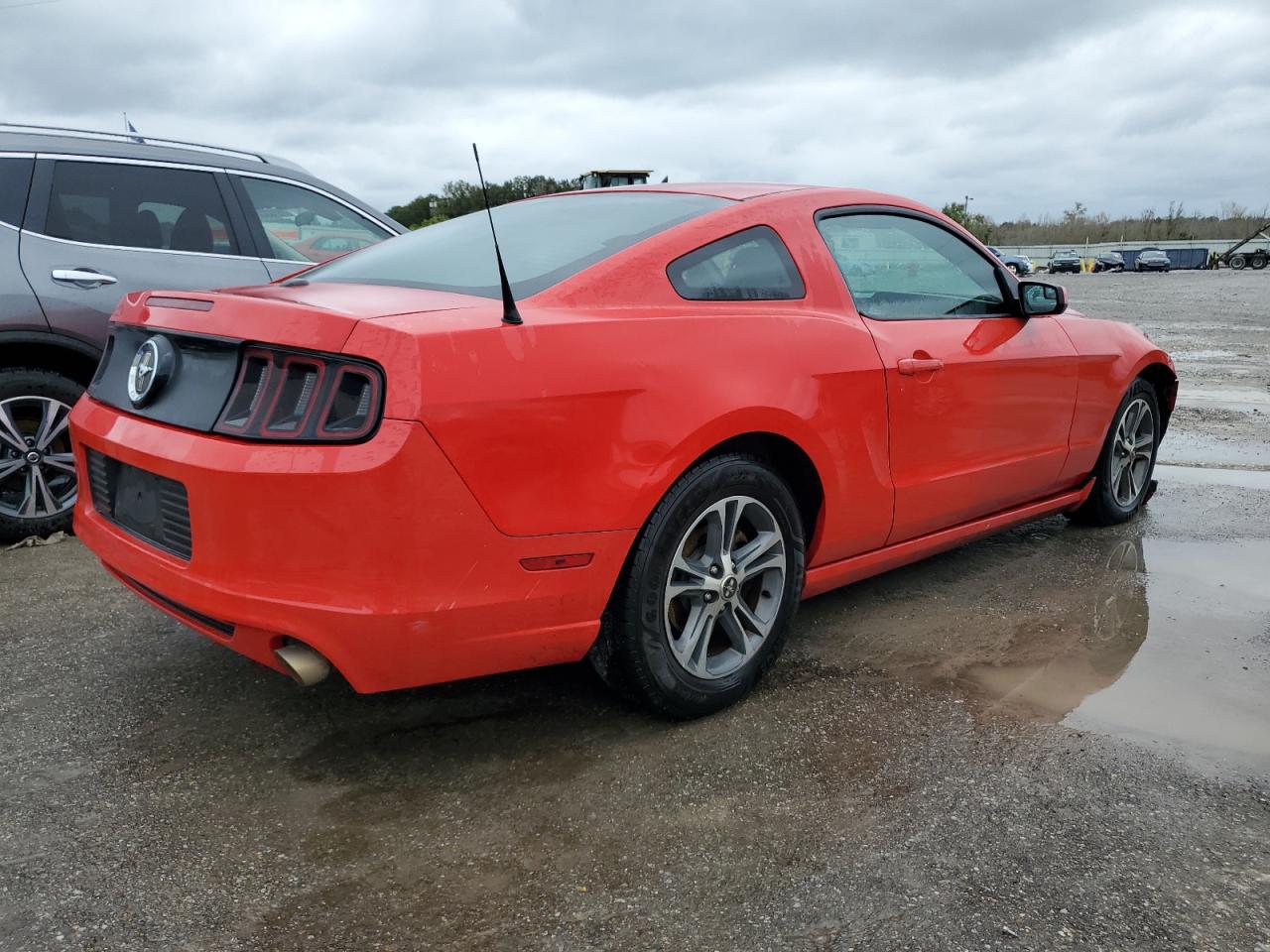 Obraz 3 z 2014 FORD MUSTANG  2014 z VIN 1ZVBP8AM5E5261264