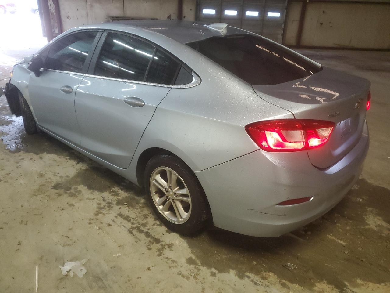 Изображение 2 2018 CHEVROLET CRUZE LT 2018 с VIN 1G1BE5SM2J7177514