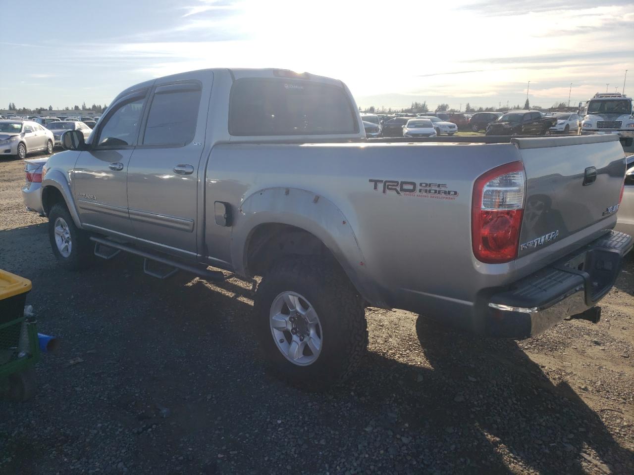 Image 2 of 2006 TOYOTA TUNDRA DOUBLE CAB SR5 2006 with VIN 5TBDT44186S515782