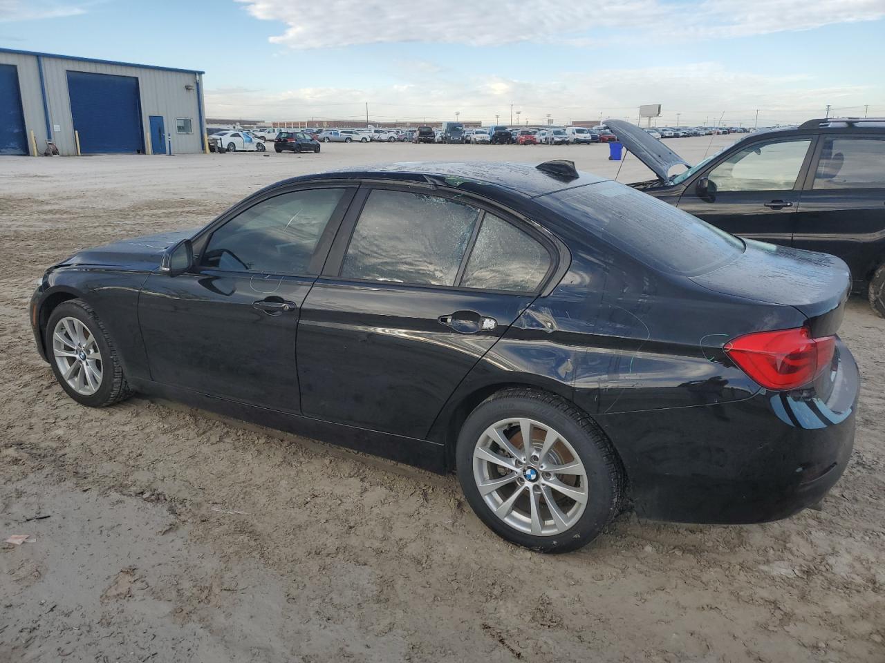 Image 2 of 2018 BMW 320 I 2018 with VIN WBA8A9C58JAH13431