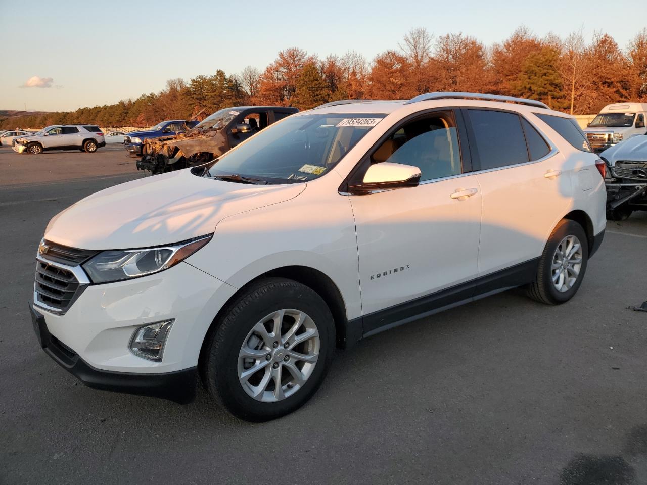 Изображение 1 2019 CHEVROLET EQUINOX LT 2019 с VIN 2GNAXUEV9K6296570