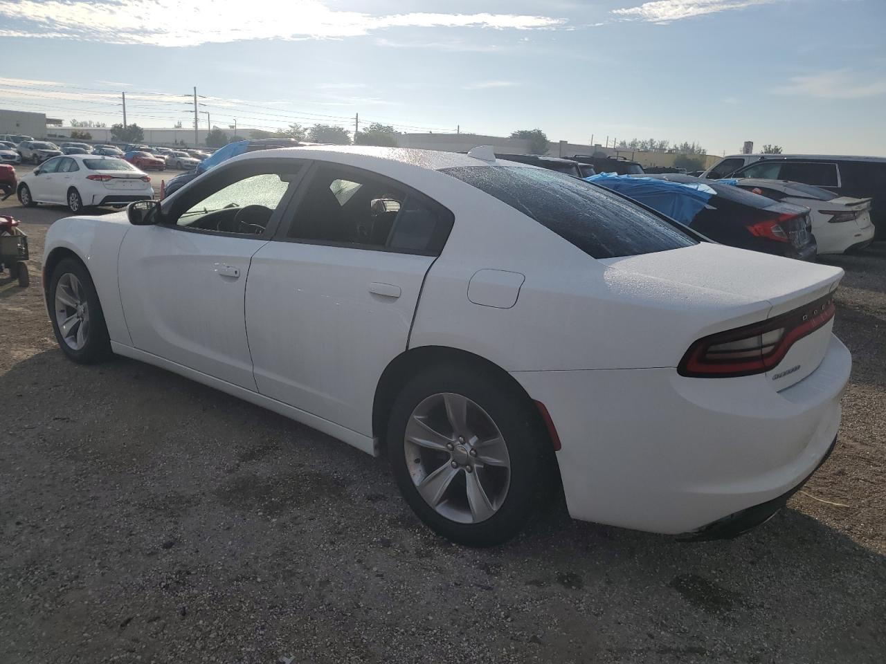 Image 2 of 2015 DODGE CHARGER SXT 2015 with VIN 2C3CDXHG5FH777603