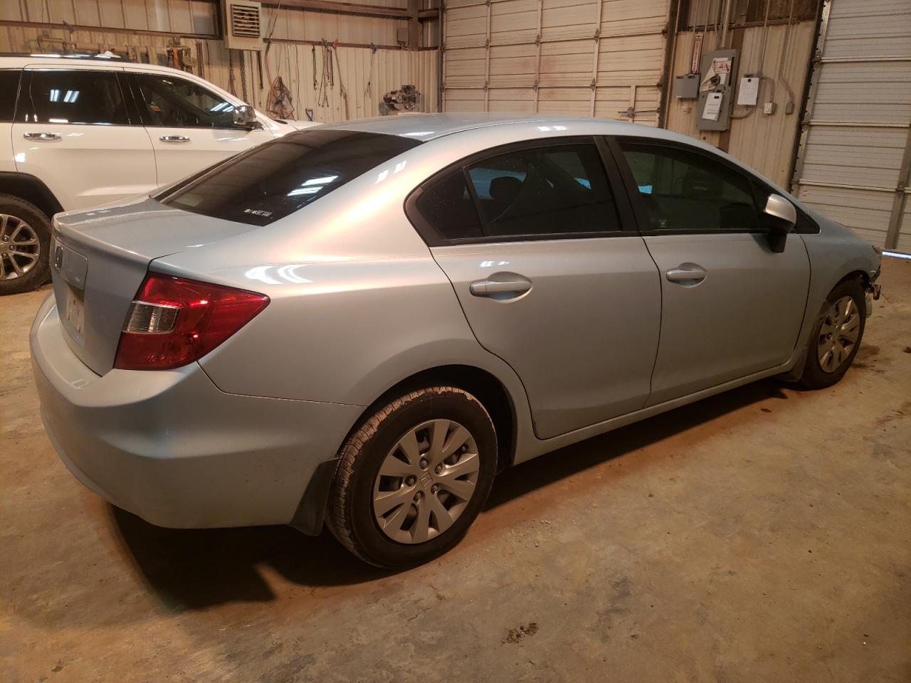 Obraz 3 z 2012 HONDA CIVIC LX 2012 z VIN 2HGFB2F55CH600033