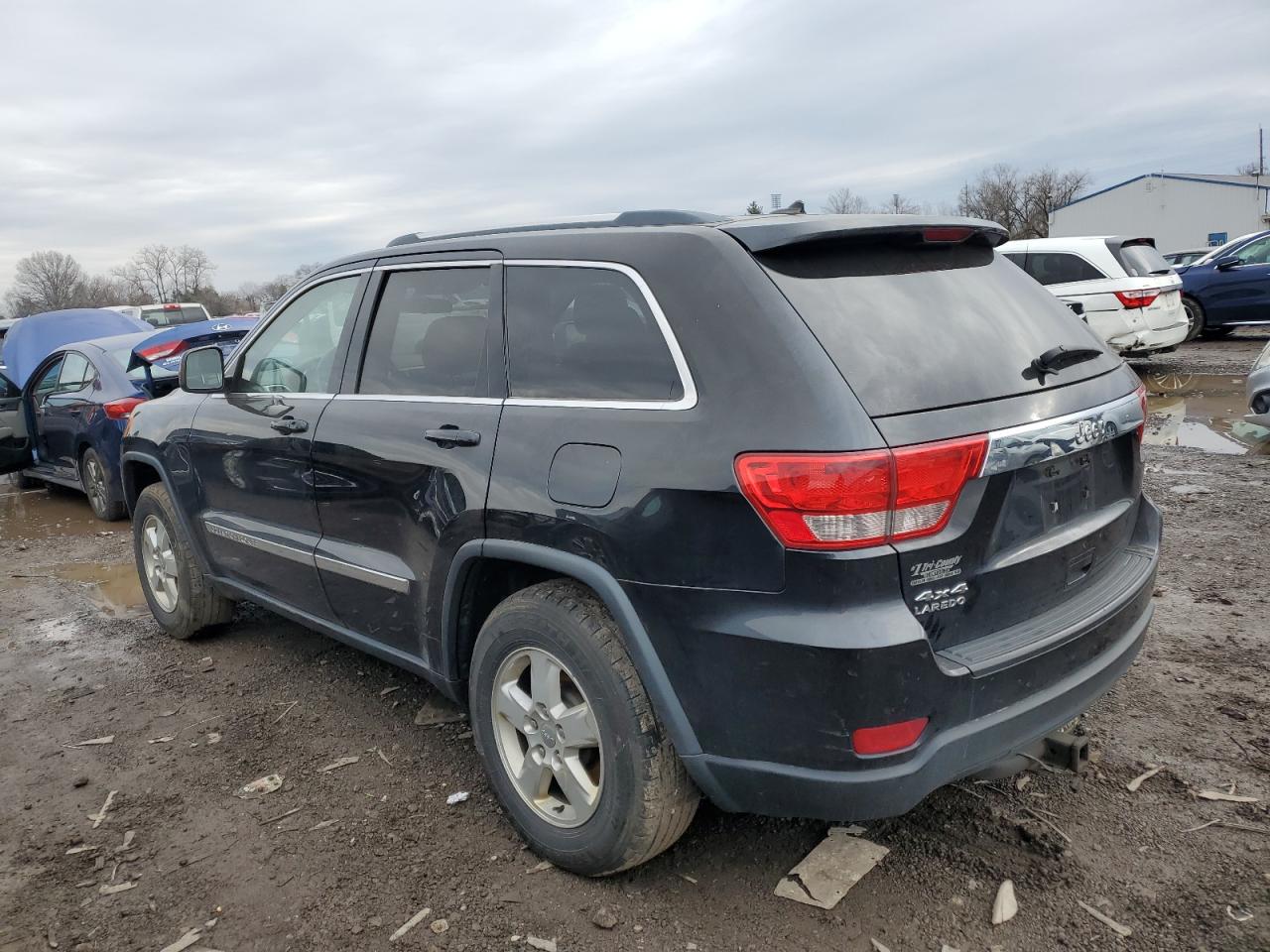 Image 2 of 2013 JEEP GRAND CHEROKEE LAREDO 2013 with VIN 1C4RJFAG9DC503520