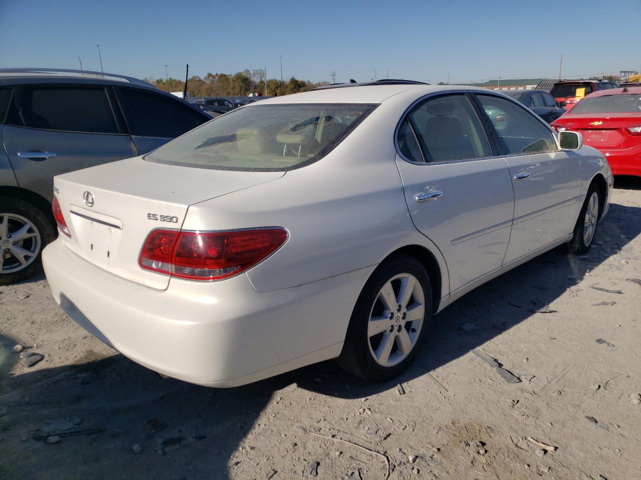 Изображение 3 2005 LEXUS ES 330 2005 с VIN JTHBA30G755100822