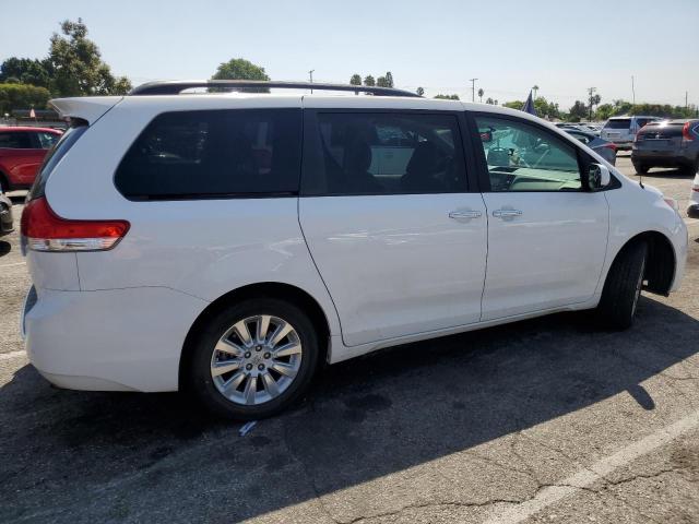 Obraz 3 z 2014 TOYOTA SIENNA XLE 2014 z VIN 5TDDK3DC6ES073671