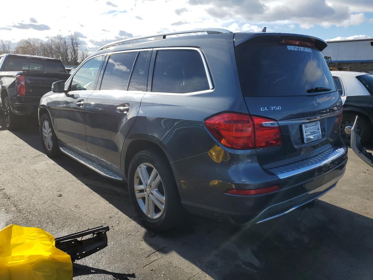 Image 2 of 2015 MERCEDES-BENZ GL 350 BLUETEC 2015 with VIN 4JGDF2EE8FA514631