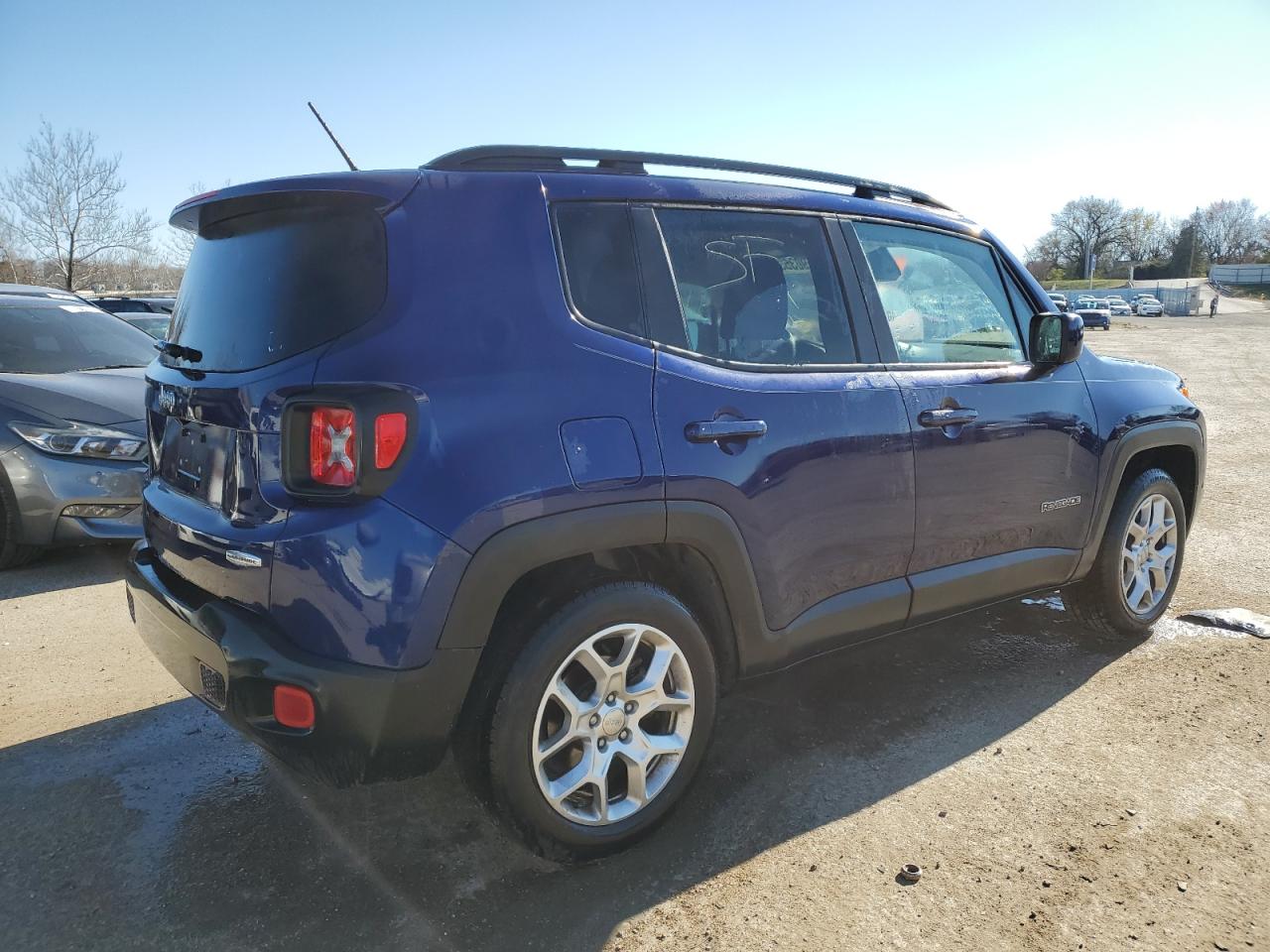 Image 3 of 2016 JEEP RENEGADE LATITUDE 2016 with VIN ZACCJABT8GPE33335