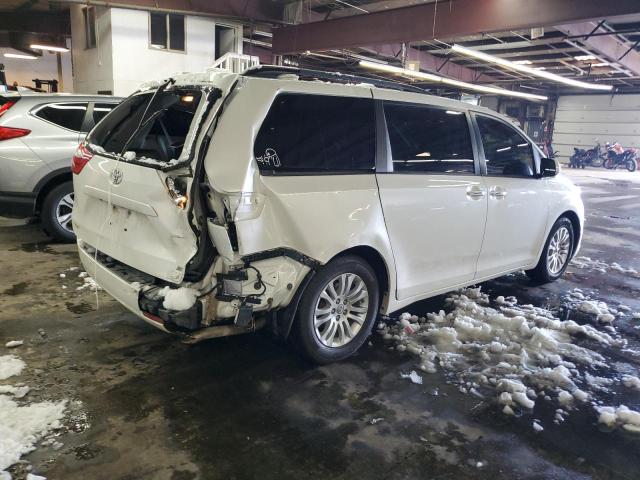 Image 3 of 2017 TOYOTA SIENNA XLE 2017 with VIN 5TDYZ3DCXHS869759