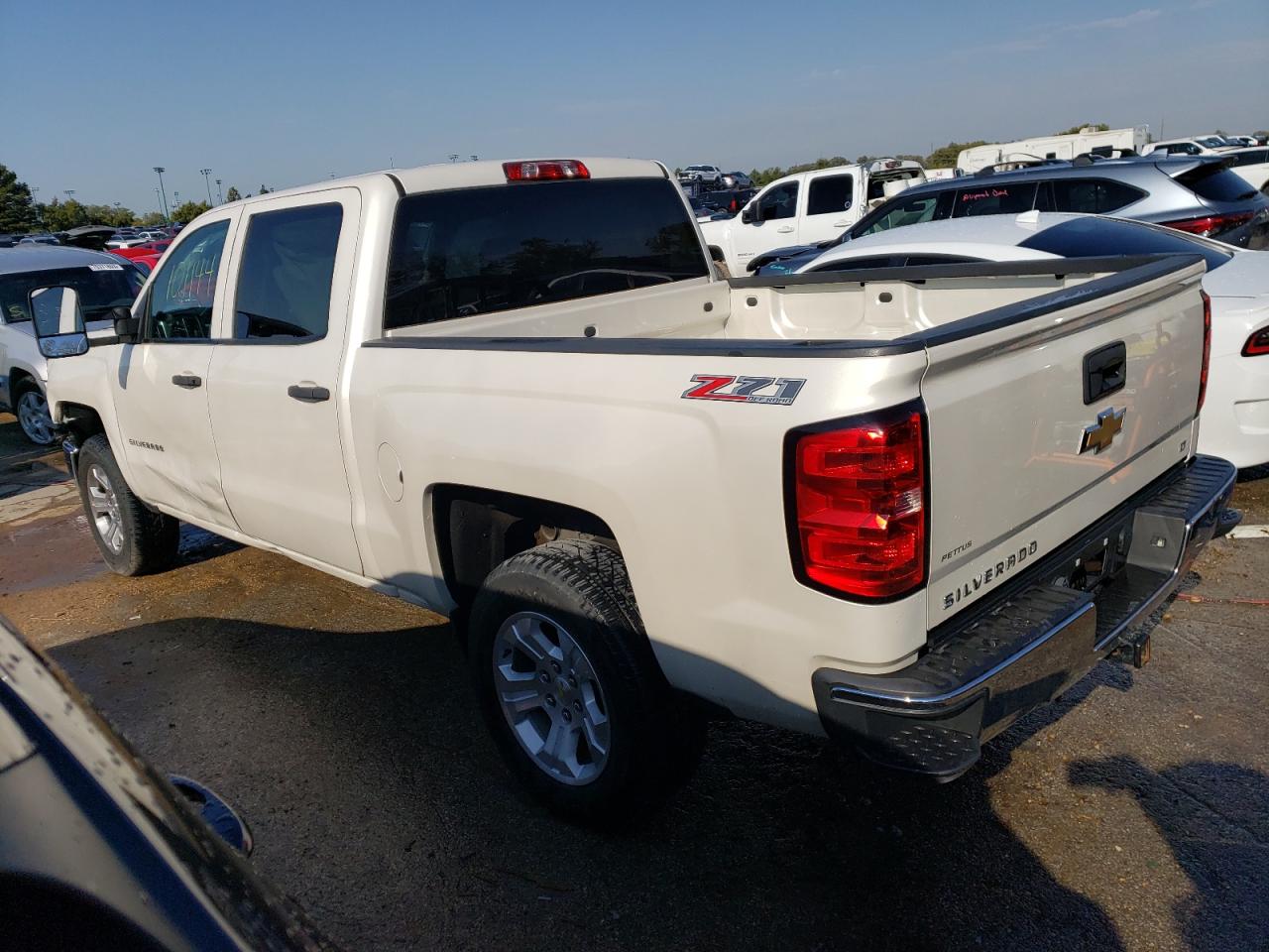 Obraz 2 z 2014 CHEVROLET SILVERADO K1500 LT 2014 z VIN 3GCUKREC4EG527478