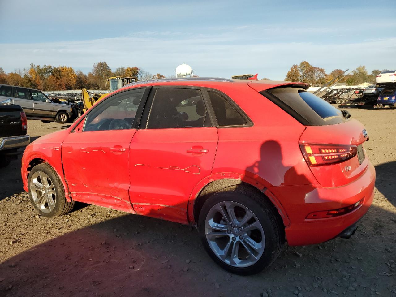 Изображение 2 2018 AUDI Q3 PREMIUM 2018 с VIN WA1ECCFS2JR018739