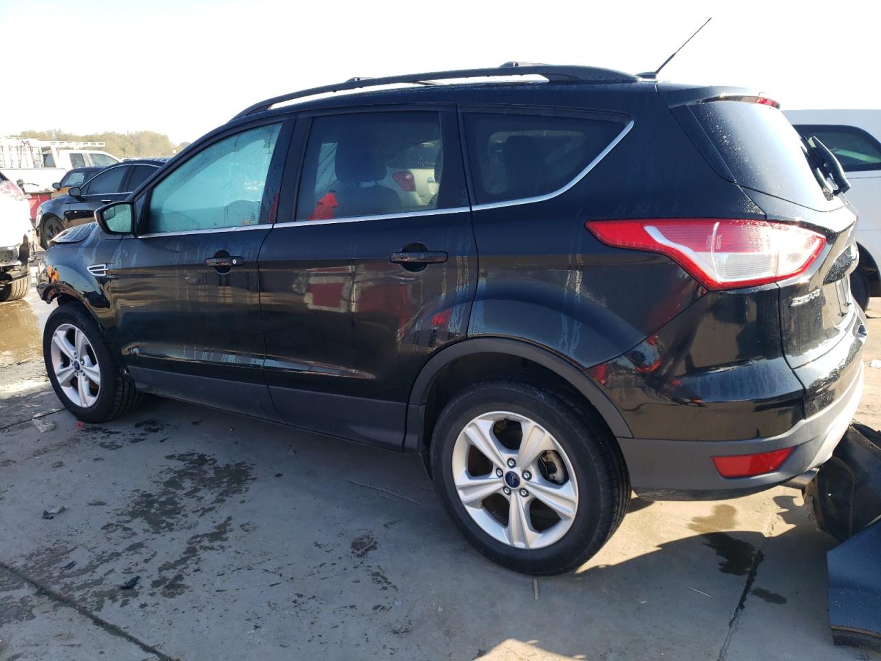 Изображение 2 2015 FORD ESCAPE SE 2015 с VIN 1FMCU0G73FUC42329