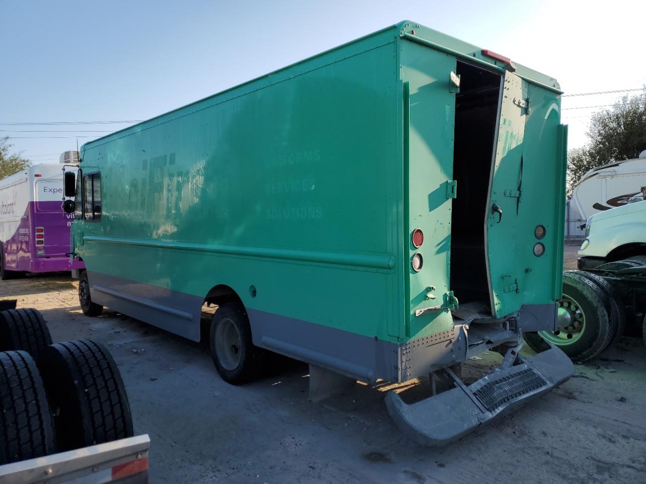 Изображение 2 2019 FREIGHTLINER CHASSIS M LINE WALK-IN VAN 2019 с VIN 4UZAEGEA9KCLH5216
