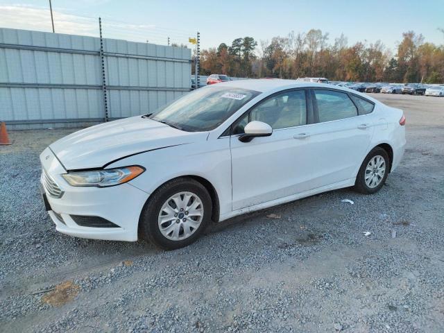 Image 1 of 2019 FORD FUSION S 2019 with VIN 3FA6P0G78KR142582