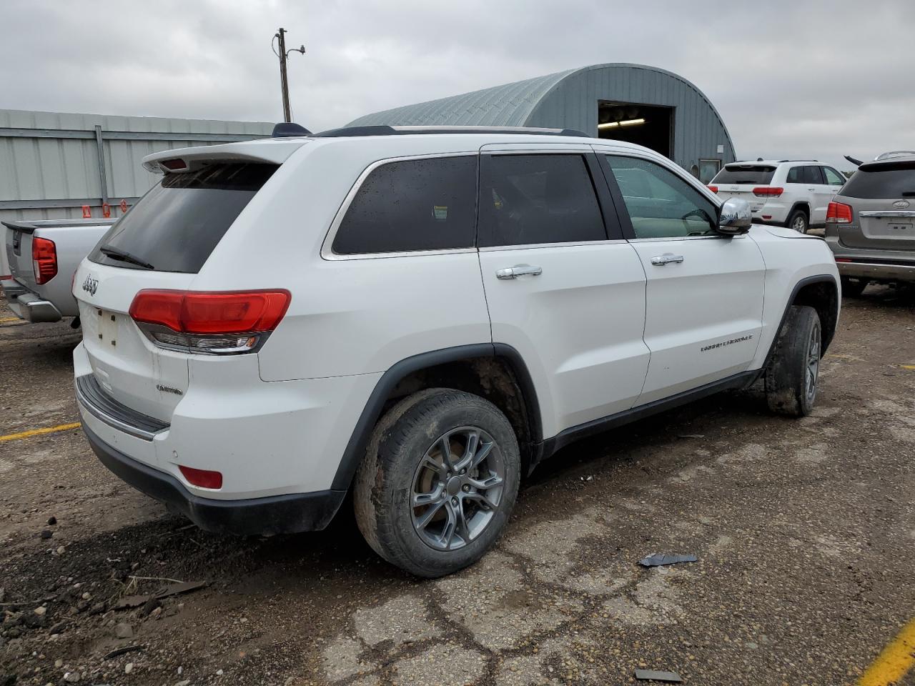 Image 3 of 2015 JEEP GRAND CHEROKEE LIMITED 2015 with VIN 1C4RJFBG2FC653227