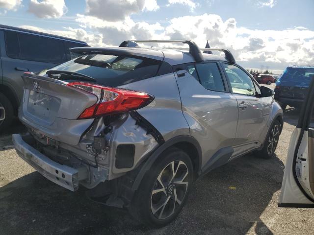 Obraz 3 z 2020 TOYOTA C-HR XLE 2020 z VIN JTNKHMBX9L1074126