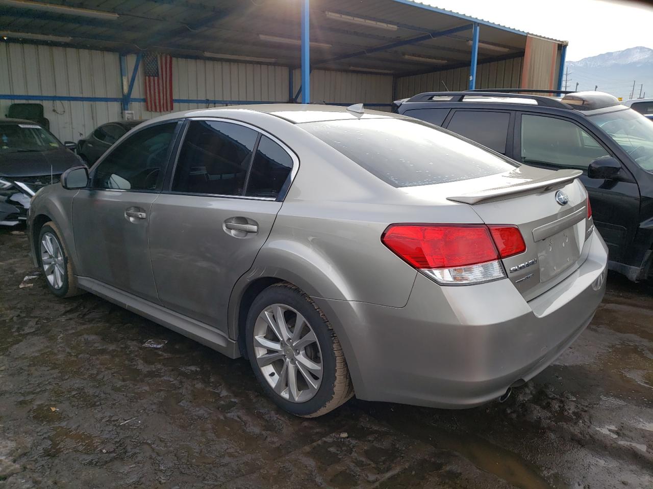 Изображение 2 2014 SUBARU LEGACY 2.5I LIMITED 2014 с VIN 4S3BMCN62E3021014