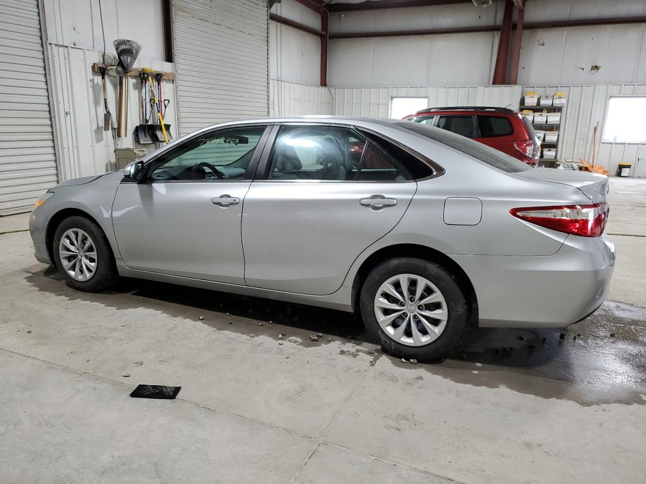 Изображение 2 2016 TOYOTA CAMRY LE 2016 с VIN 4T4BF1FK6GR556095