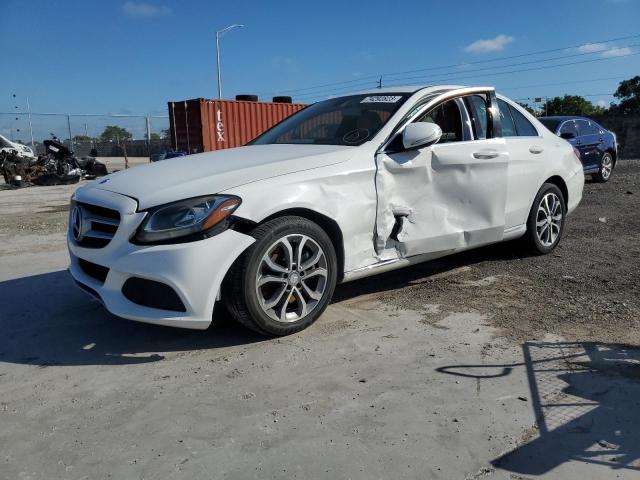 Obraz 1 z 2015 MERCEDES-BENZ C 300 4MATIC 2015 z VIN 55SWF4KB9FU032274