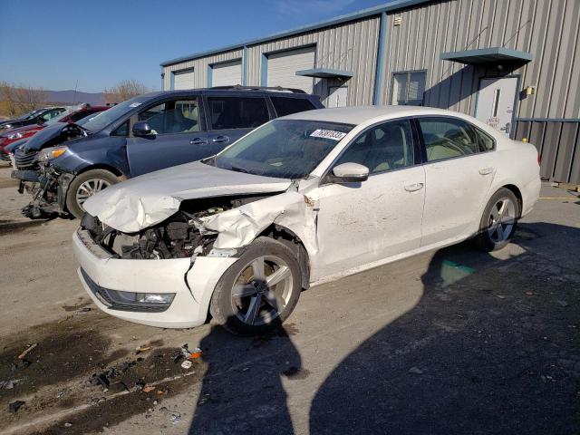 Obraz 1 z 2015 VOLKSWAGEN PASSAT S 2015 z VIN 1VWAT7A35FC110950