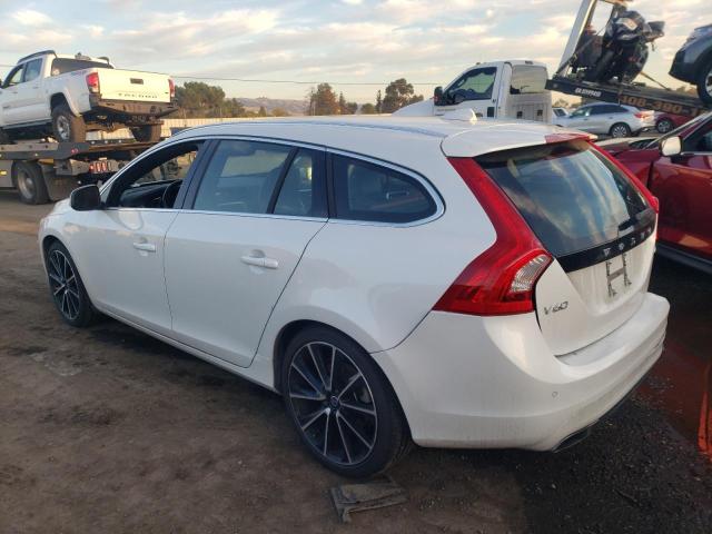 Изображение 2 2017 VOLVO V60 T5 PLATINUM 2017 с VIN YV140MEM7H1354781