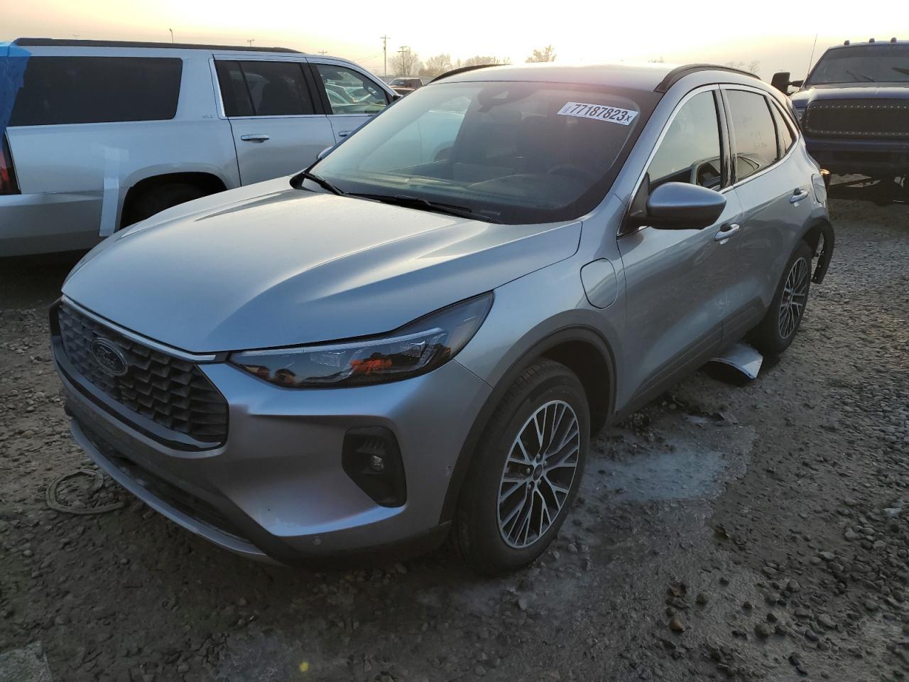 2023 FORD ESCAPE  2023 image
