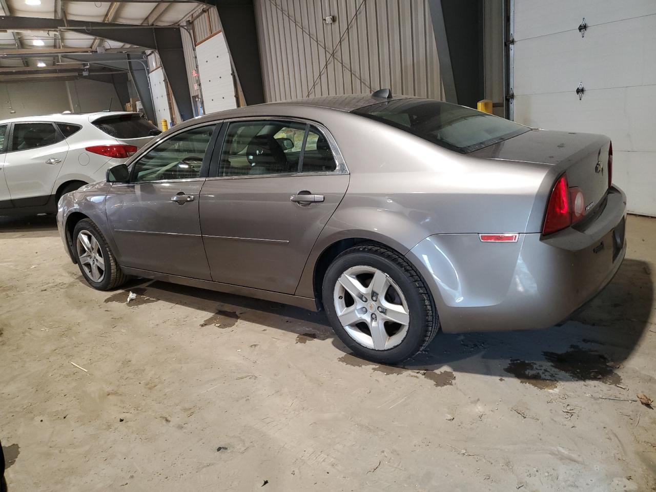 Obraz 2 z 2012 CHEVROLET MALIBU LS 2012 z VIN 1G1ZB5E06CF234936