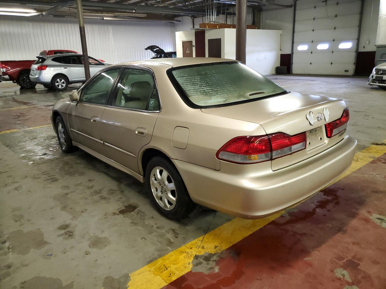 Image 2 of 2002 HONDA ACCORD EX 2002 with VIN 1HGCG66872A122815