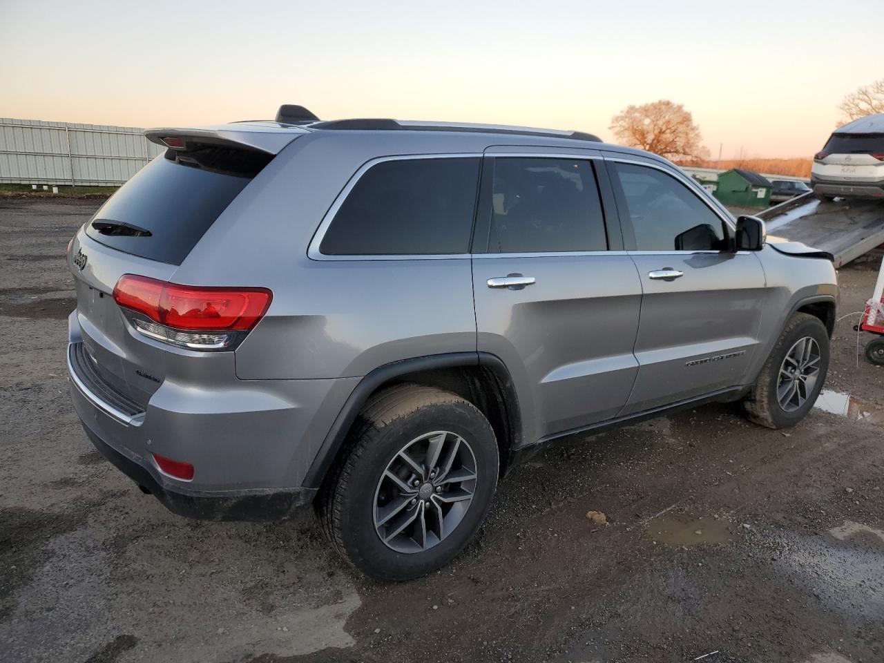 Obraz 3 z 2018 JEEP GRAND CHEROKEE LIMITED 2018 z VIN 1C4RJFBG5JC373133
