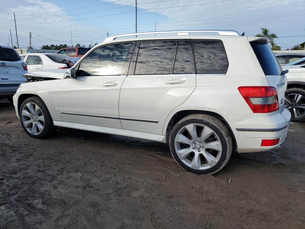 Изображение 2 2010 MERCEDES-BENZ GLK 350 4MATIC 2010 с VIN WDCGG8HB4AF367961