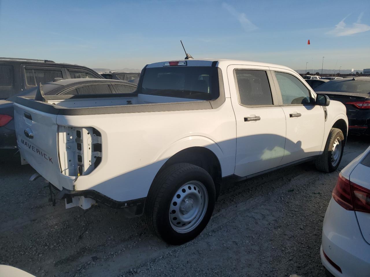 Изображение 3 2022 FORD MAVERICK XL 2022 с VIN 3FTTW8E3XNRA75034