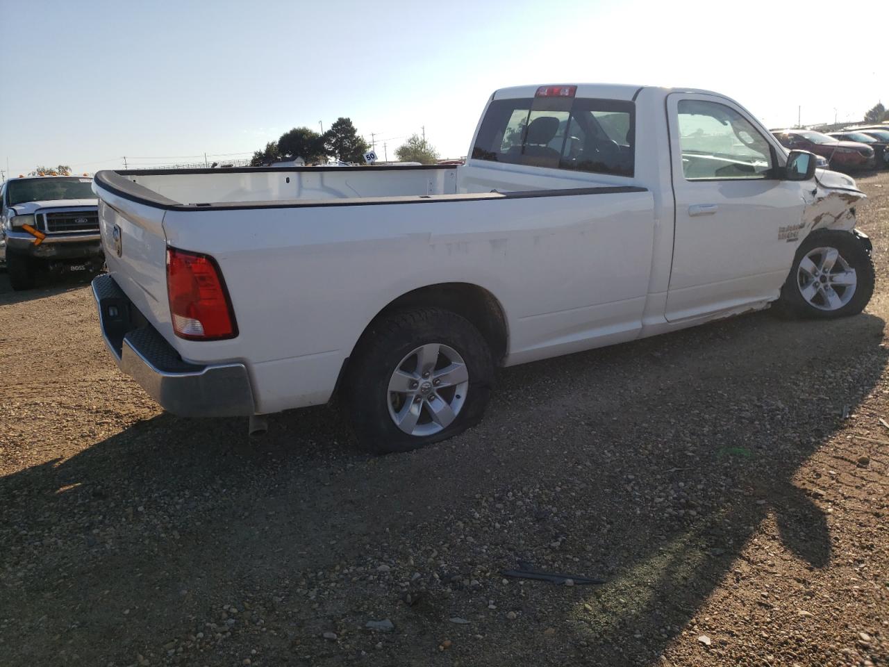 Image 3 of 2019 RAM 1500 CLASSIC SLT 2019 with VIN 3C6JR7ET2KG667650