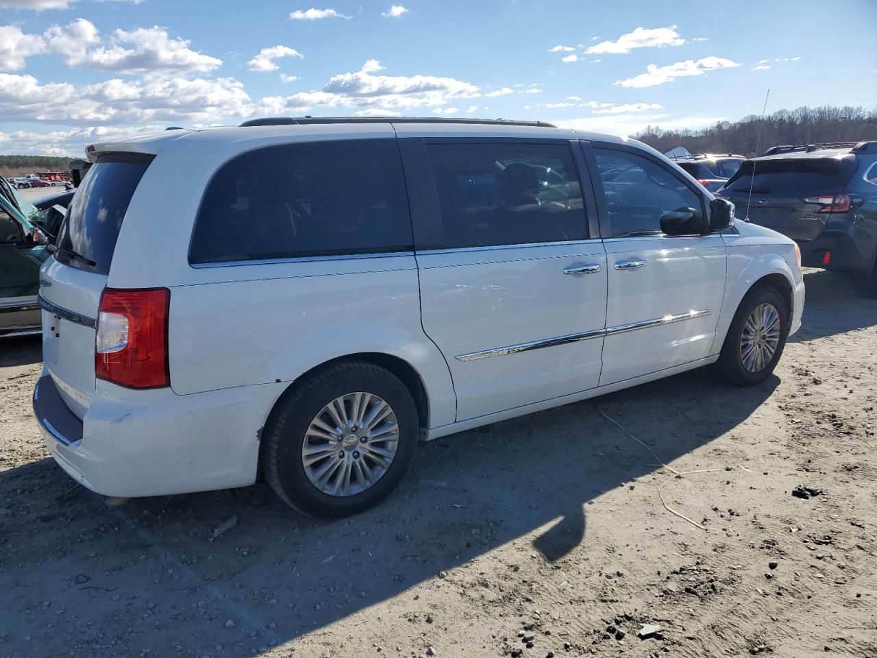 Image 3 of 2013 CHRYSLER TOWN & COUNTRY TOURING L 2013 with VIN 2C4RC1CG2DR816068