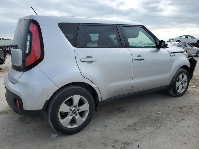 Obraz 3 z 2017 KIA SOUL  2017 z VIN KNDJN2A21H7420726