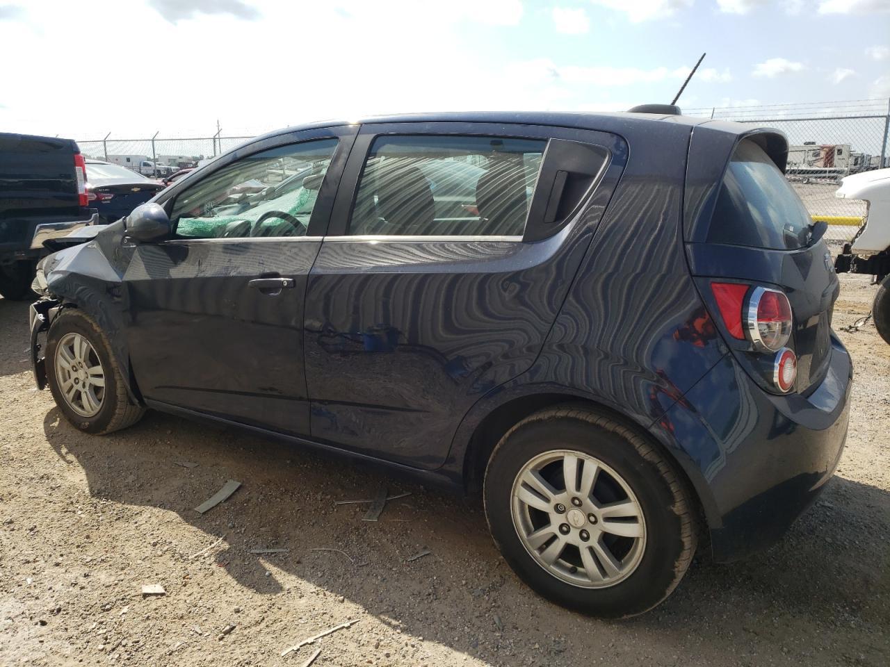 Изображение 2 2015 CHEVROLET SONIC LT 2015 с VIN 1G1JC6SH4F4135882