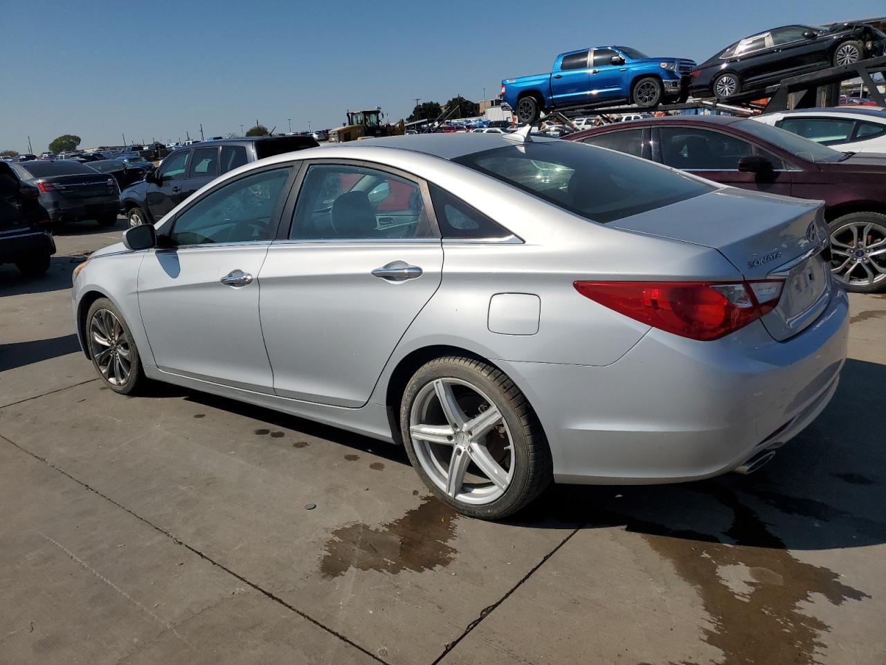 Image 2 of 2011 HYUNDAI SONATA SE 2011 with VIN 5NPEC4AC6BH216499