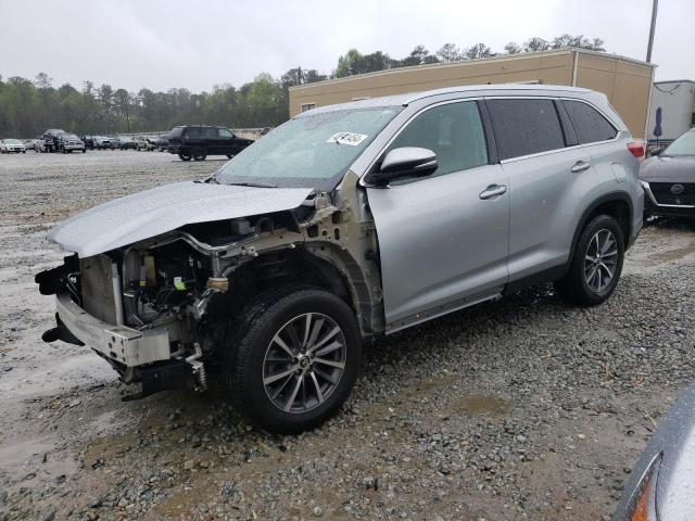 Obraz 1 z 2019 TOYOTA HIGHLANDER SE 2019 z VIN 5TDKZRFH9KS336567