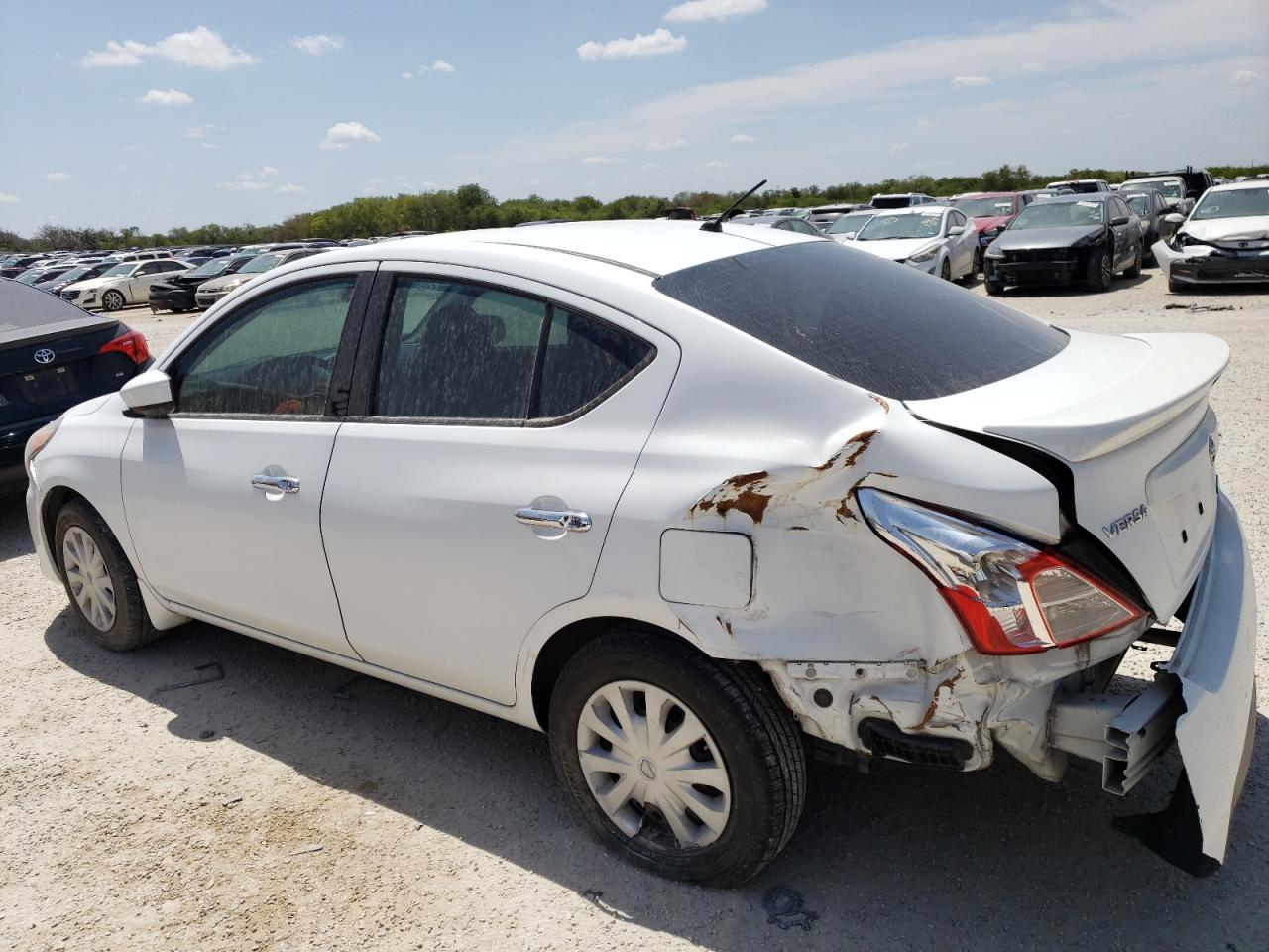 Image 2 of 2015 NISSAN VERSA S 2015 with VIN 3N1CN7AP6FL940949