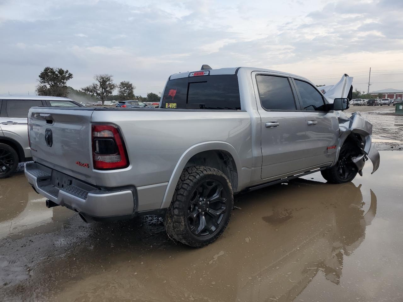 Image 3 of 2022 RAM 1500 LIMITED 2022 with VIN 1C6SRFHT6NN360679