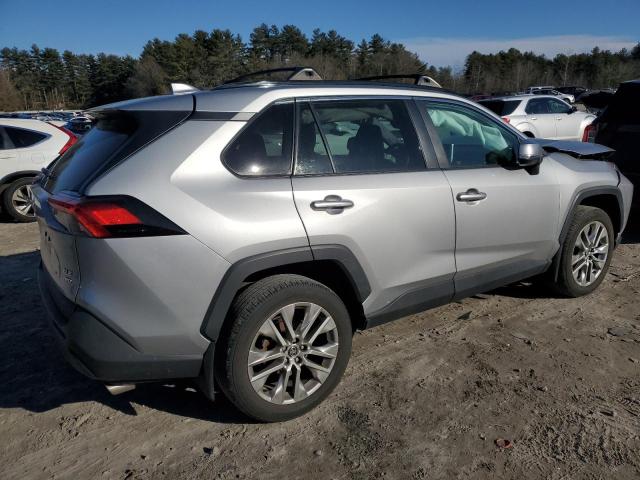 Image 3 of 2020 TOYOTA RAV4 XLE PREMIUM 2020 with VIN 2T3A1RFV2LC117458