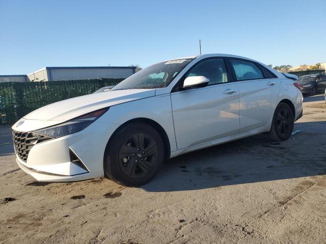 Image 1 of 2022 HYUNDAI ELANTRA SEL 2022 with VIN 5NPLM4AG0NH066885