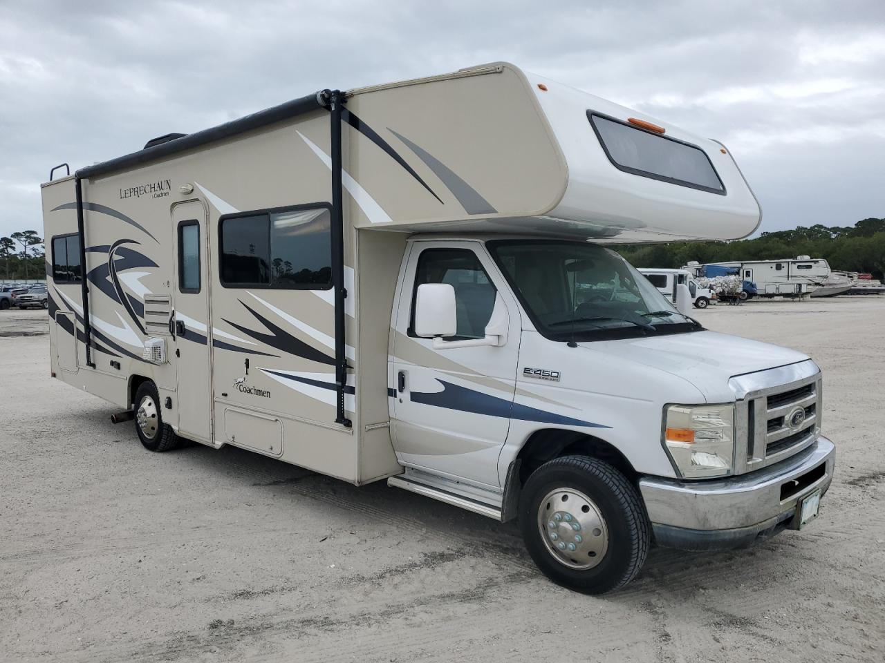 Image 1 of 2015 FORD ECONOLINE E450 SUPER DUTY CUTAWAY VAN 2015 with VIN 1FDXE4FS4FDA05828