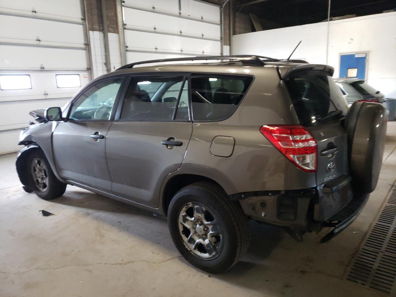 Obraz 2 z 2012 TOYOTA RAV4  2012 z VIN JTMZF4DV9C5043147