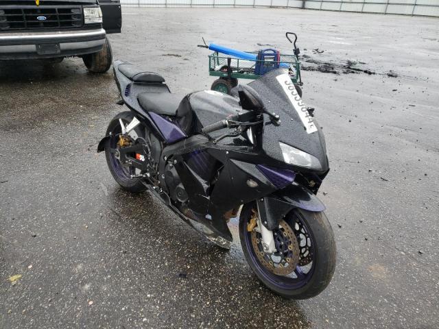 Obraz 1 z 2004 HONDA CBR600 RR 2004 z VIN JH2PC37084M102360